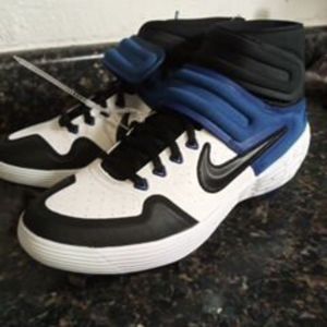 Nike Alpha Huarache Elite 2 Mid Baseball